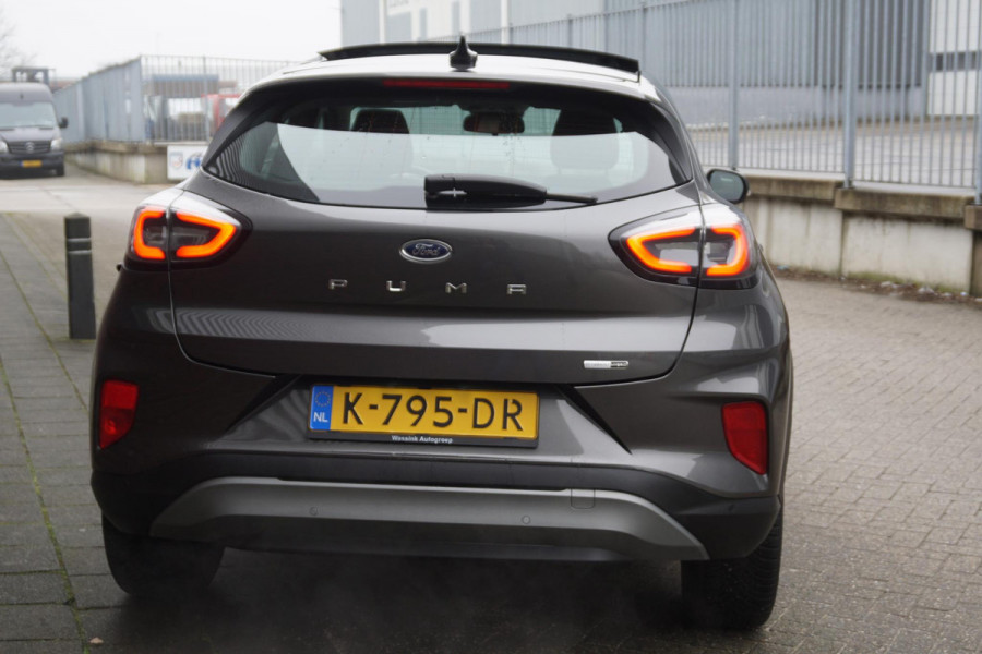 Ford Puma 1.0 125PKEcoB. Hybrid Titanium/Winterpack/Panodak/ B&O geluidsinstallatie/Trekhaak/All-Seasonbanden.