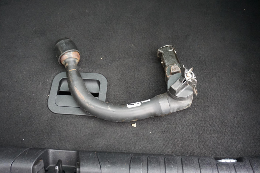 Ford Puma 1.0 125PKEcoB. Hybrid Titanium/Winterpack/Panodak/ B&O geluidsinstallatie/Trekhaak/All-Seasonbanden.