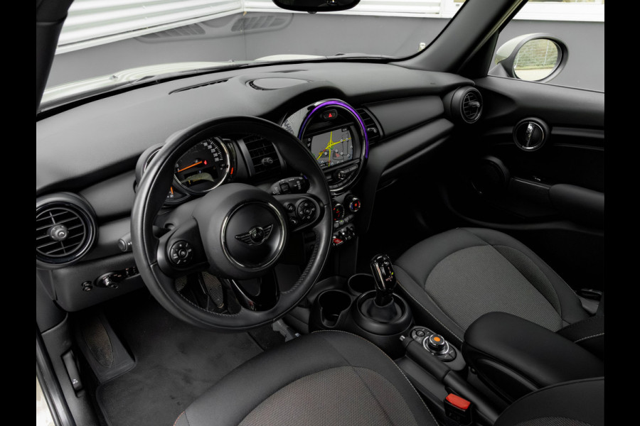 MINI Mini 1.5 One - Pepper - Automaat - Apple Carplay - Climate Control