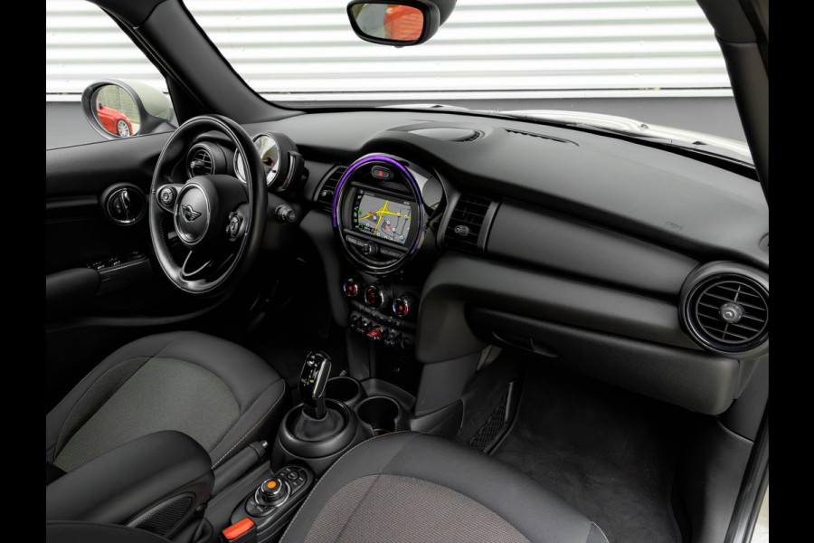 MINI Mini 1.5 One - Pepper - Automaat - Apple Carplay - Climate Control