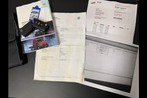 Volkswagen Crafter 35 2.0 TDI L3H3 Highline Automaat Euro 6 Cruise Climate Navi Apple Android Stoelverwarming Nw distributieriem