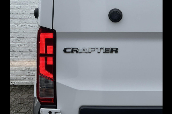 Volkswagen Crafter 35 2.0 TDI L3H3 Highline Automaat Euro 6 Cruise Climate Navi Apple Android Stoelverwarming Nw distributieriem
