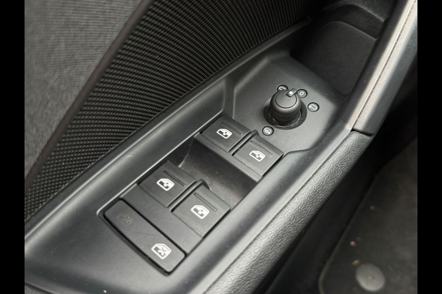 Audi A3 Sportback 30 TFSI PRO LINE VIRTUAL/NAVI/CRUISE/CARPLAY