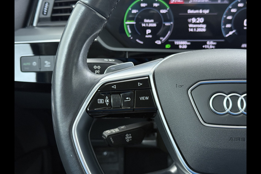 Audi e-tron 55 Quattro 95kWh 408PK Trekhaak Elektr.Leer+Verwarmd Pano-Dak Trekhaak Luchtvering Adap.Cruise Navi Ecc Stoelverwarming Business LED Lmv Elek.Achterklep Privacy Glas Keyless Zwarte Hemel Origineel Nederlandse Auto SOH 89% Trekhaak 1800kg !