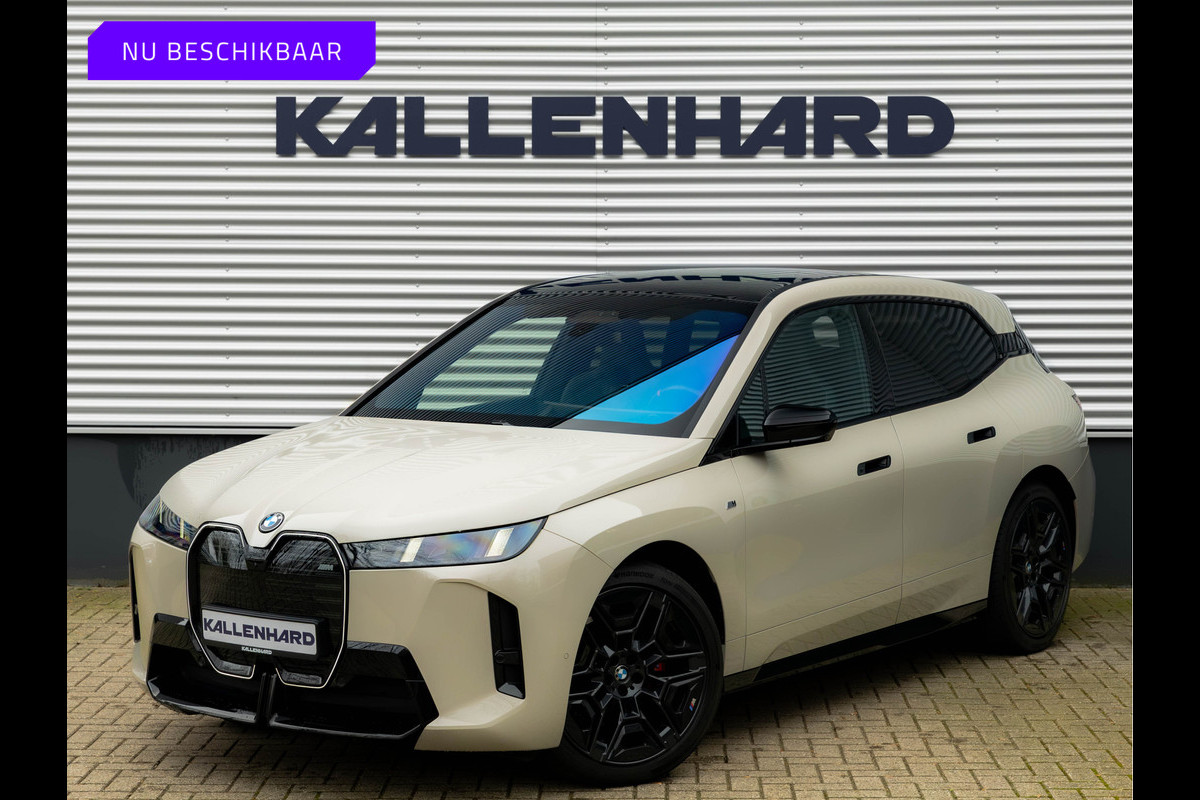 BMW iX xDrive M70 - Full Option - Pano - B&W - Trekhaak - 112kWh