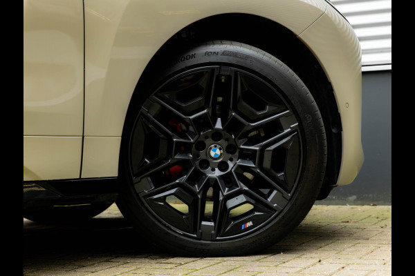 BMW iX xDrive M70 - Full Option - Pano - B&W - Trekhaak - 112kWh