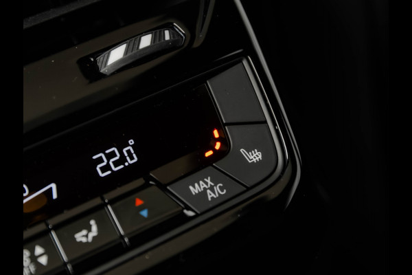 BMW iX xDrive M70 - Full Option - Pano - B&W - Trekhaak - 112kWh