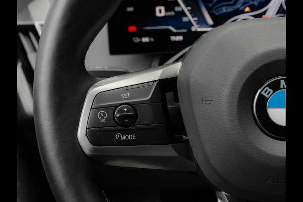 BMW iX xDrive M70 - Full Option - Pano - B&W - Trekhaak - 112kWh