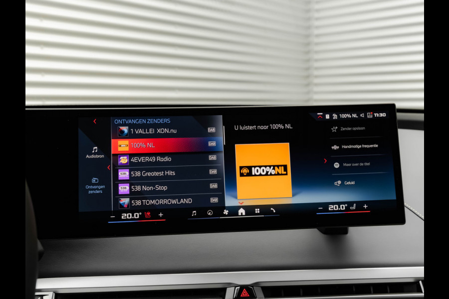 BMW iX xDrive M70 - Full Option - Pano - B&W - Trekhaak - 112kWh