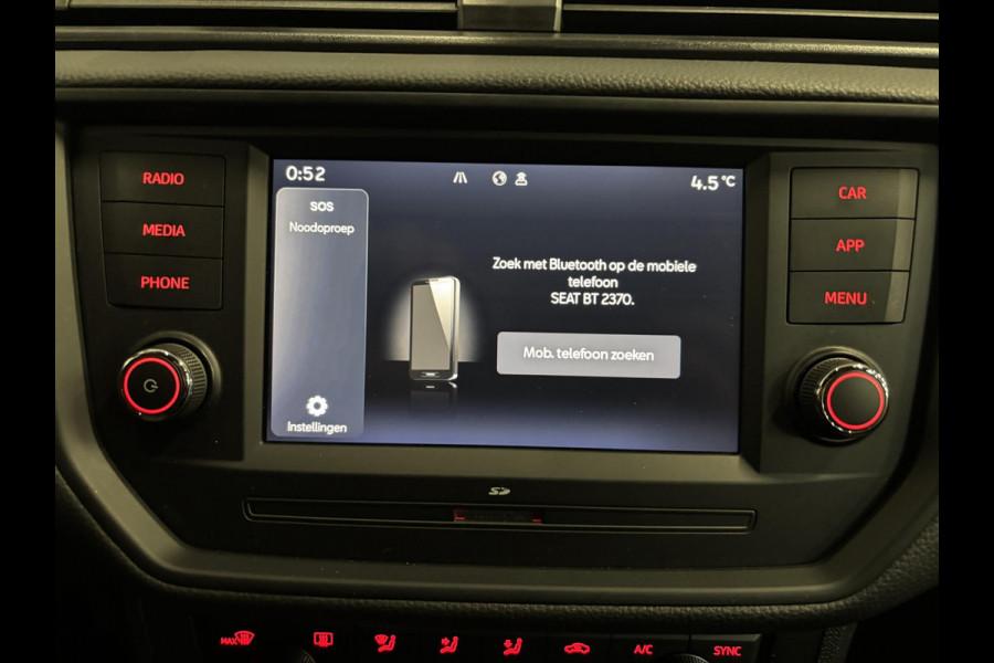 Seat Arona 1.0 TSI 110pk DSG FR Navigatie Apple Carplay/Android Auto Camera Parkeersensoren Adaptive Cruise Control Blind Spot Assist Stoelverwarming Ledverlichting Climate Control Getinte ramen