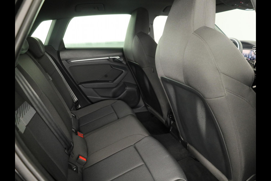Audi A3 Sportback 30 TFSI Advanced edition 110 pk | Navigatie | Parkeersensoren achter | Cruise control | LED koplampen | Apple Carplay/Android Auto |