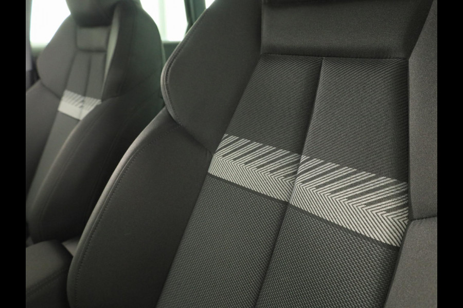 Audi A3 Sportback 30 TFSI Advanced edition 110 pk | Navigatie | Parkeersensoren achter | Cruise control | LED koplampen | Apple Carplay/Android Auto |