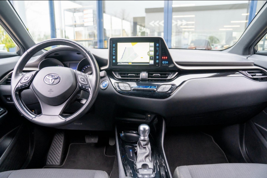 Toyota C-HR 1.8 Hybrid Style|Prijs rijklaar incl 12 mnd garantie|Trekhaak Stoelverwarming Blindspot Navi