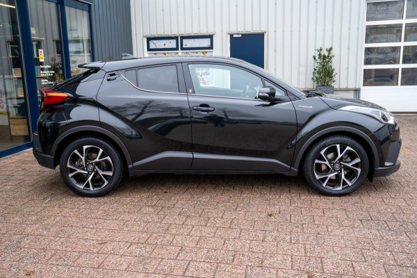Toyota C-HR 1.8 Hybrid Style|Prijs rijklaar incl 12 mnd garantie|Trekhaak Stoelverwarming Blindspot Navi