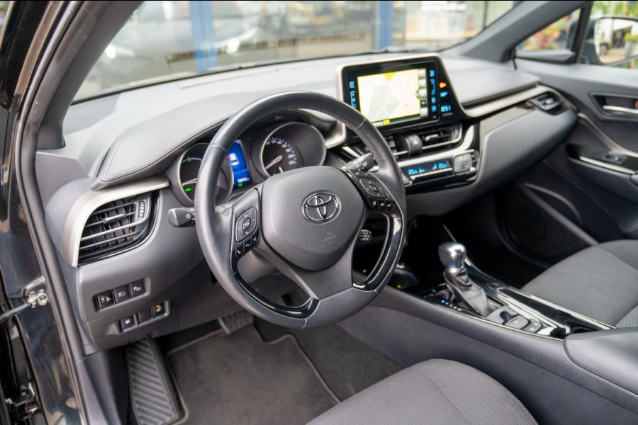 Toyota C-HR 1.8 Hybrid Style|Prijs rijklaar incl 12 mnd garantie|Trekhaak Stoelverwarming Blindspot Navi