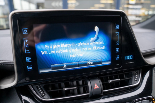 Toyota C-HR 1.8 Hybrid Style|Prijs rijklaar incl 12 mnd garantie|Trekhaak Stoelverwarming Blindspot Navi