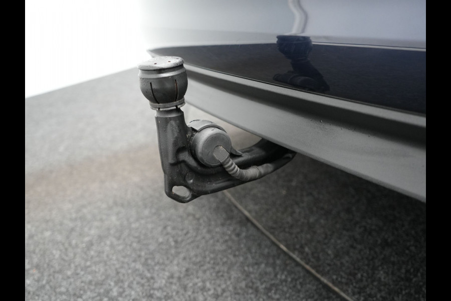 Audi A6 Limousine 50 TFSI e Quattro Business edition Plug In Hybrid 300pk Dealer O.H PHEV | Trekhaak af Fabriek | Adaptive Cruise | Lederen Comfortzetels Memory | Head Up | Camera | Park Assist | BLIS | Apple Carplay |