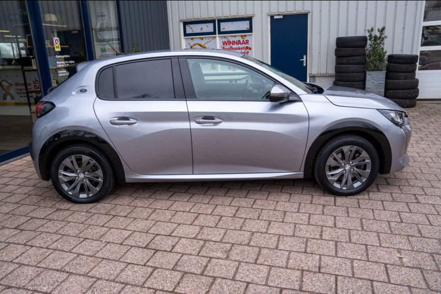 Peugeot e-208 EV Allure 50 kWh |Prijs rijklaar incl 12 mnd garantie| Camera Navi PDC Clima