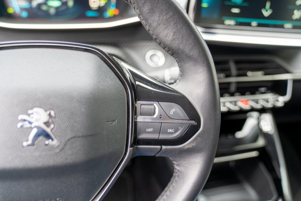 Peugeot e-208 EV Allure 50 kWh |Prijs rijklaar incl 12 mnd garantie| Camera Navi PDC Clima