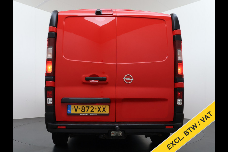 Opel Vivaro D126pk L2H1 D. C Dubbele Cabine Euro 6 Navi Airco Trekhaak Camera Cruise Control Bluetooth Pdc 5-Persoons Betonplex Vloer Wandbetimmering Schuifdeur Regen-Lichtsensor 1.6CDTI 1e Eigenaar Origineel Nederlandse Auto Dealeronderhouden 2.000kg trekvermogen