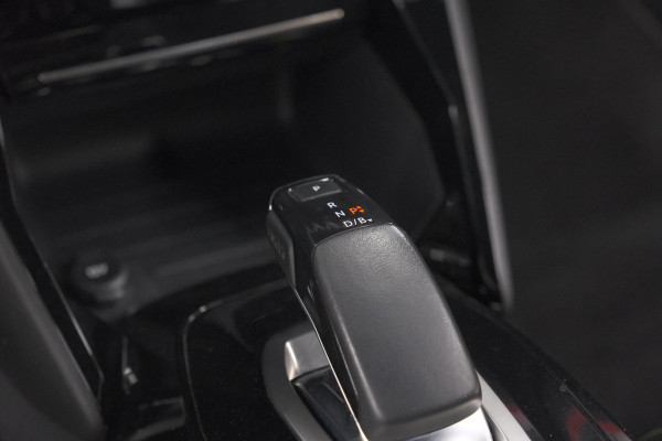 Peugeot e-208 EV GT Pack 50 kWh | Adaptieve Cruise Control | Camera | Alcantara Bekleding | Dodehoekdetectie