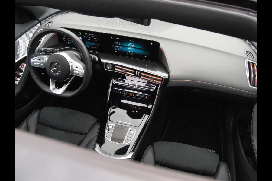 Mercedes-Benz EQC 400 4MATIC Business Solution AMG 80 kWh | SOH 95% | Panoramadak | Trekhaak | Sfeerverlichting | Camera |