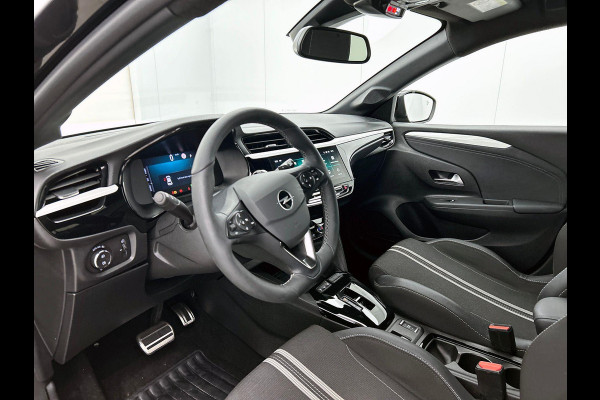 Opel Corsa 1.2 Turbo 136pk Automaat Hybrid GS | DEMO ! | Navigatie | Apple Carplay/ Android Auto | Camera | Parkeersensoren | Cruise Control | Stoel- en stuurverwarming | Airco | Lichtmetalen velgen | Getinte ramen