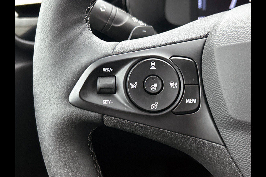 Opel Corsa 1.2 Turbo 136pk Automaat Hybrid GS | DEMO ! | Navigatie | Apple Carplay/ Android Auto | Camera | Parkeersensoren | Cruise Control | Stoel- en stuurverwarming | Airco | Lichtmetalen velgen | Getinte ramen