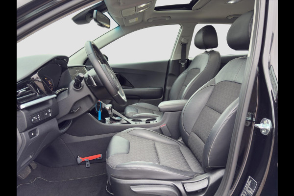 Kia Niro 1.6 GDi Hybrid Edition Automaat | H-Leder | Sensoren | Apple Carplay & Android Auto | Camera | Cruise | Schuifdak | Navi |