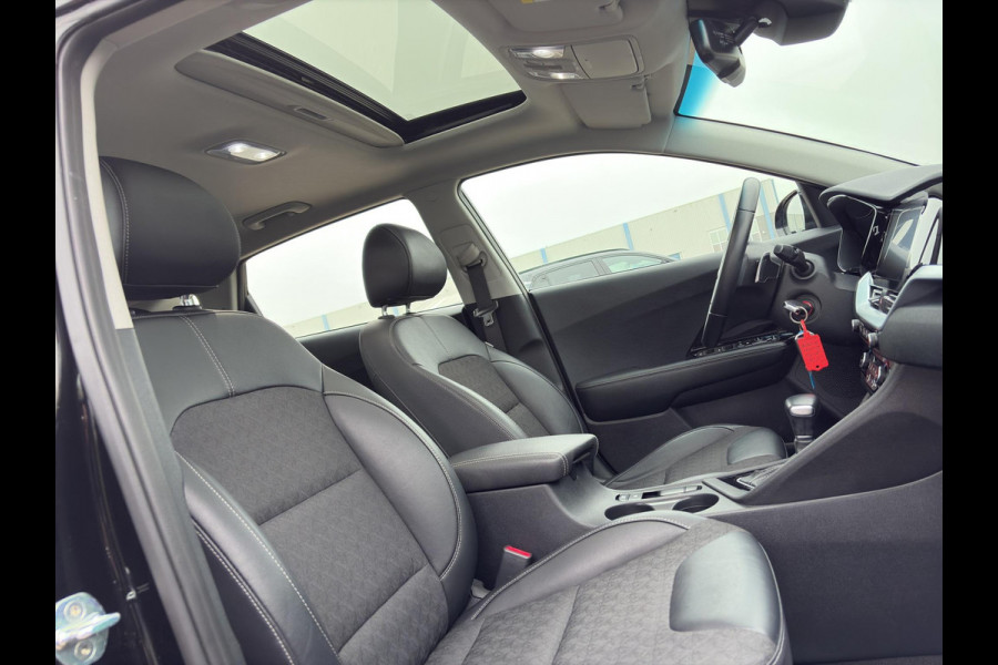 Kia Niro 1.6 GDi Hybrid Edition Automaat | H-Leder | Sensoren | Apple Carplay & Android Auto | Camera | Cruise | Schuifdak | Navi |