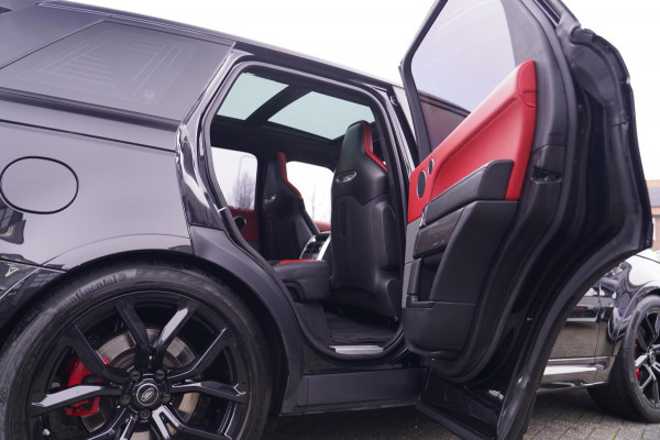 Land Rover Range Rover Sport 5.0 V8 SC SVR | Trekhaak | Meridian | HuD | Panorama | Lane Assist | Luchtvering | 360 cam | 22 inch