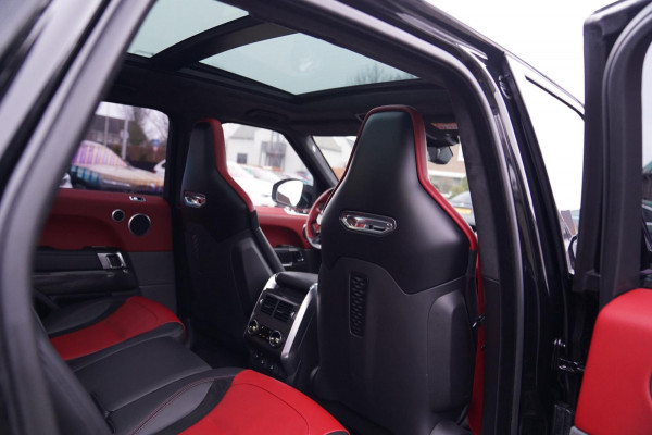 Land Rover Range Rover Sport 5.0 V8 SC SVR | Trekhaak | Meridian | HuD | Panorama | Lane Assist | Luchtvering | 360 cam | 22 inch