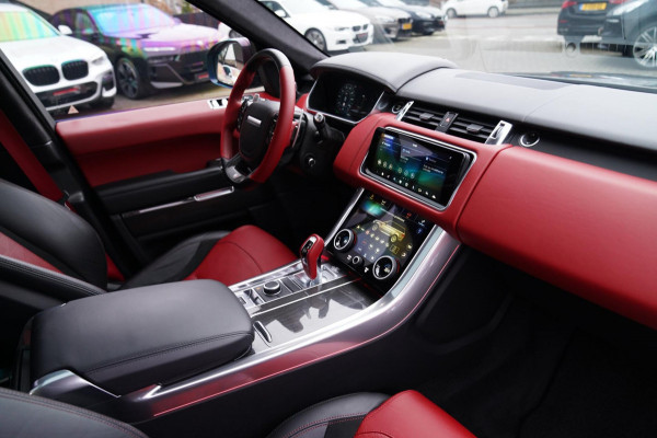 Land Rover Range Rover Sport 5.0 V8 SC SVR | Trekhaak | Meridian | HuD | Panorama | Lane Assist | Luchtvering | 360 cam | 22 inch