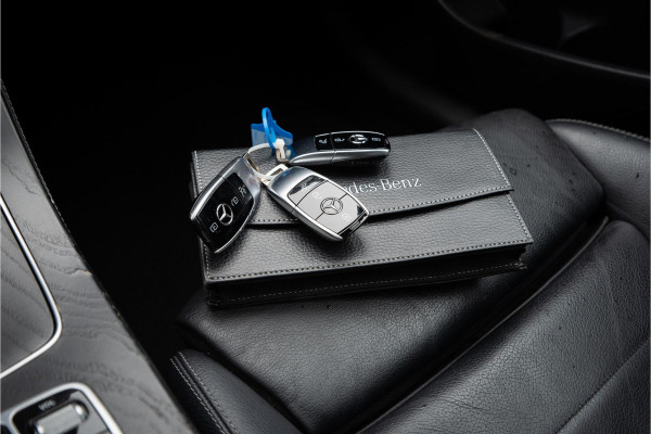 Mercedes-Benz E-Klasse Coupé 400 4MATIC AMG Panodak Leer Burmester Widescreen Ambient Verlicht. 360 Cam.