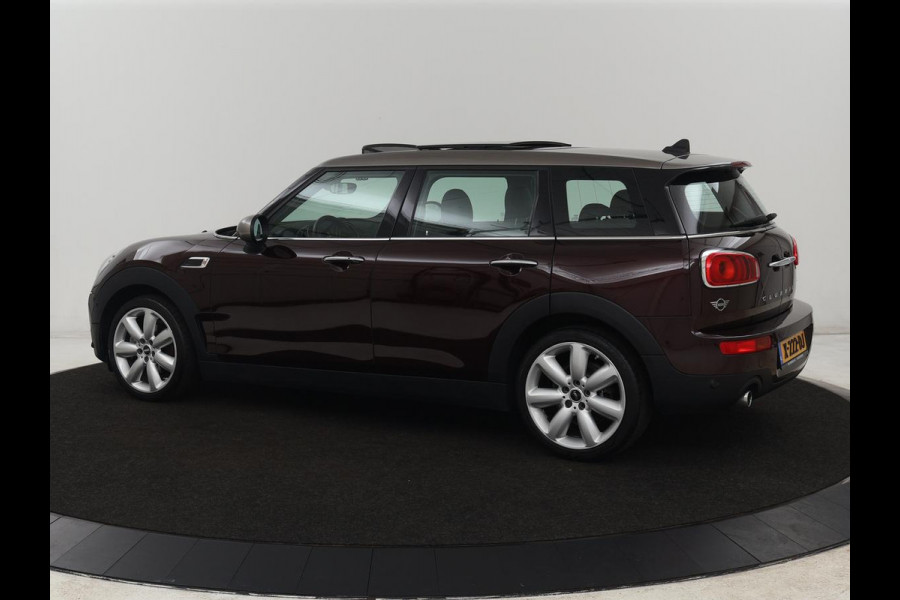MINI Clubman 1.5 Cooper Chili | Panoramadak | Leder | Stoelverwarming | Carplay | Keyless | Navigatie | Climate control | Cruise control | Full LED