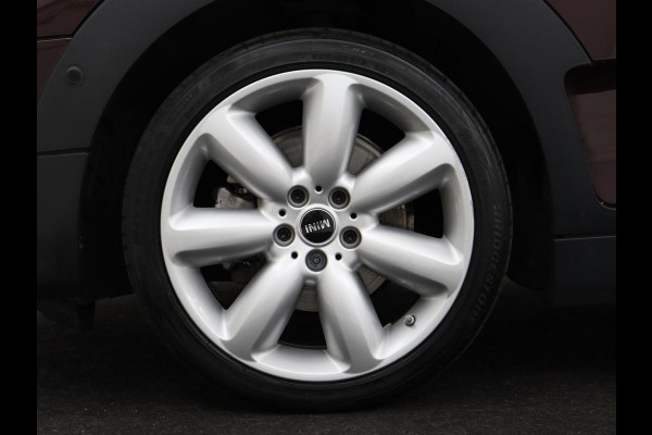 MINI Clubman 1.5 Cooper Chili | Panoramadak | Leder | Stoelverwarming | Carplay | Keyless | Navigatie | Climate control | Cruise control | Full LED