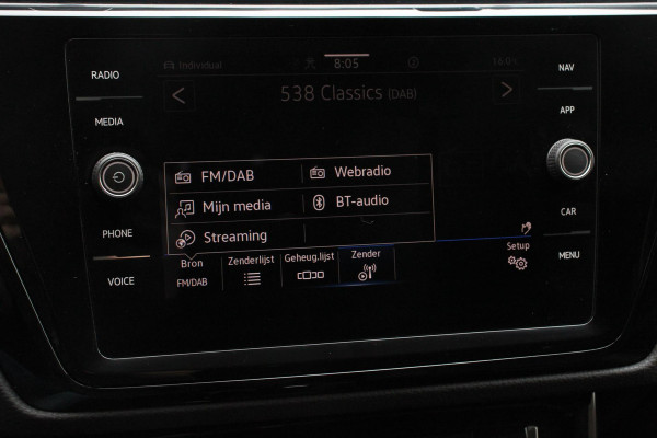 Volkswagen Touran 1.5 TSI DSG Highline 7p | Navigatie | Apple Carplay/Android Auto | Parkeersensoren | Adaptive Cruise Control | Stoel-en stuurverwarming | Elektrische achterklep | Getinte ramen | Climatronic