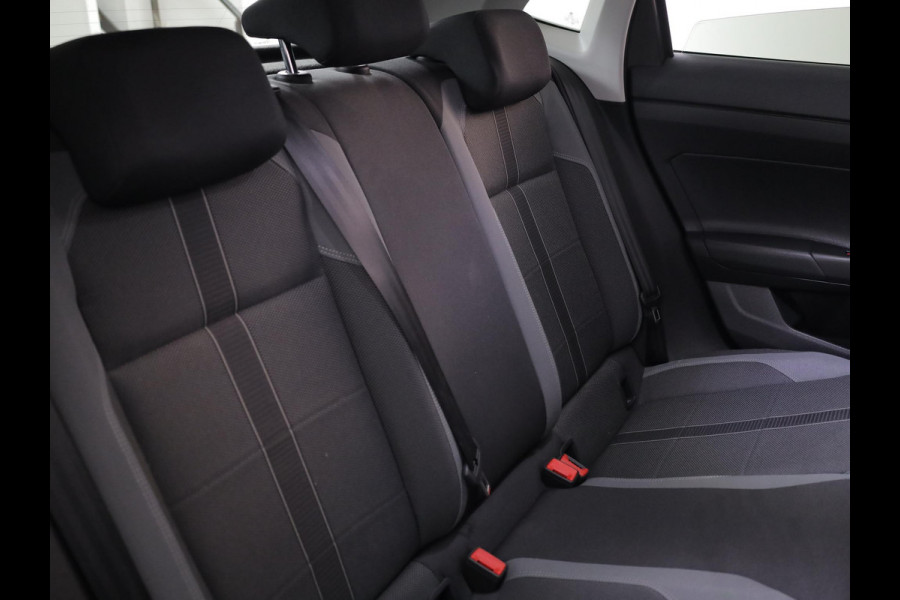 Volkswagen Polo 1.0 TSI Highline 95pk DSG| Clima| Alarm| 16'LM-velgen| Parksensors