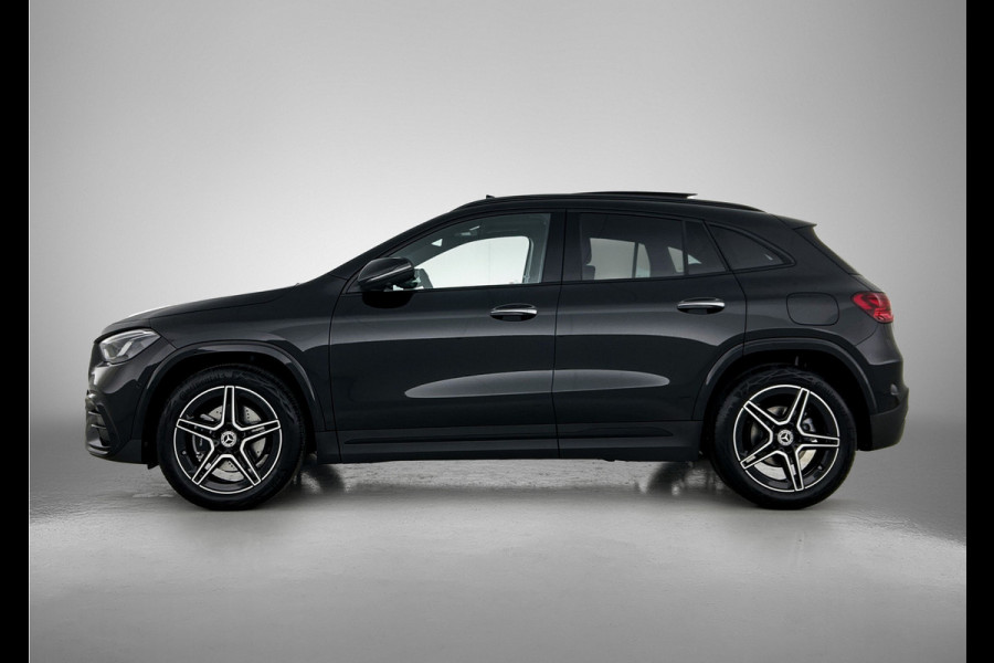 Mercedes-Benz GLA 180 Business Solution AMG | Premium Plus Pakket | Trekhaak | Nightpakket | GUARD 360 ° Vehicle protection Plus | Head-up display | Memorypakket | 360°-camera | Augmented Reality navigatie |