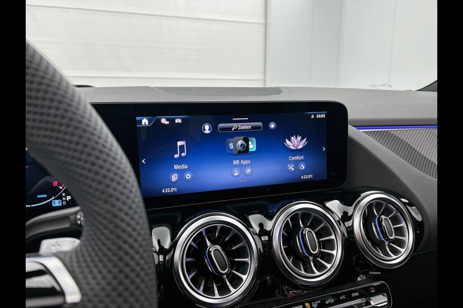 Mercedes-Benz GLA 180 Business Solution AMG | Premium Plus Pakket | Trekhaak | Nightpakket | GUARD 360 ° Vehicle protection Plus | Head-up display | Memorypakket | 360°-camera | Augmented Reality navigatie |