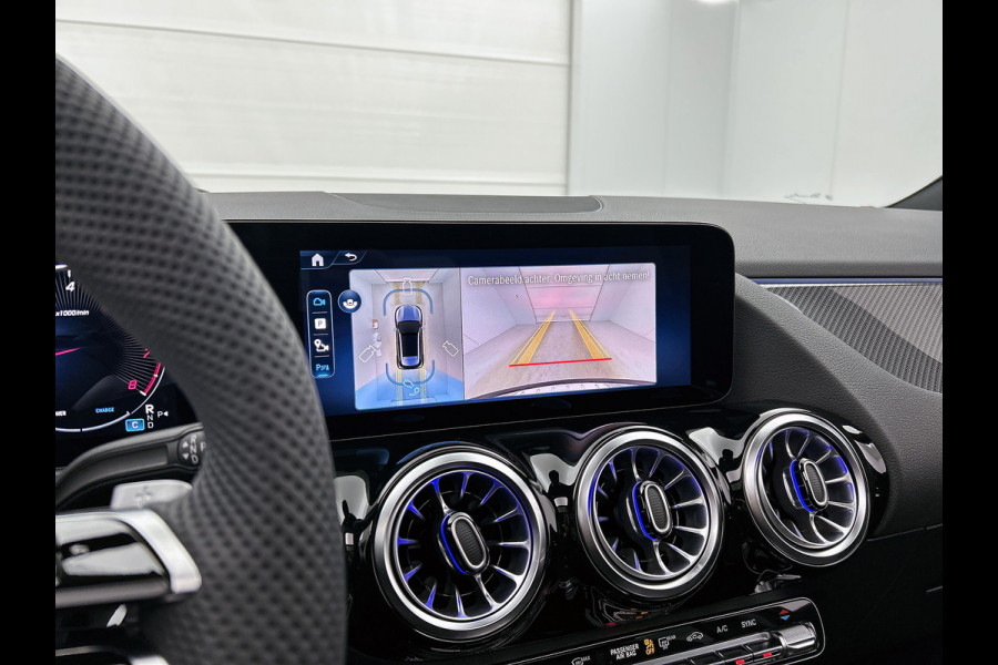 Mercedes-Benz GLA 180 Business Solution AMG | Premium Plus Pakket | Trekhaak | Nightpakket | GUARD 360 ° Vehicle protection Plus | Head-up display | Memorypakket | 360°-camera | Augmented Reality navigatie |