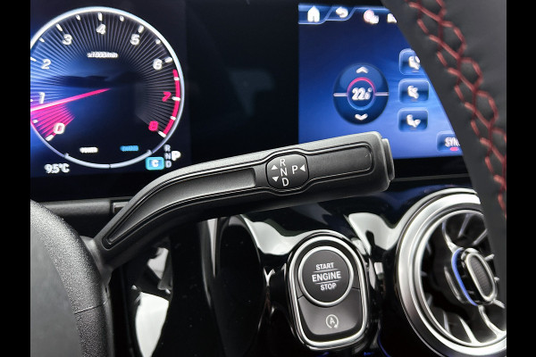 Mercedes-Benz GLA 180 Business Solution AMG | Premium Plus Pakket | Trekhaak | Nightpakket | GUARD 360 ° Vehicle protection Plus | Head-up display | Memorypakket | 360°-camera | Augmented Reality navigatie |