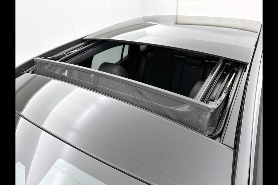 Mercedes-Benz GLA 180 Business Solution AMG | Premium Plus Pakket | Trekhaak | Nightpakket | GUARD 360 ° Vehicle protection Plus | Head-up display | Memorypakket | 360°-camera | Augmented Reality navigatie |