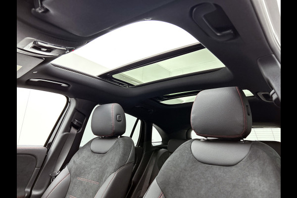 Mercedes-Benz GLA 180 Business Solution AMG | Premium Plus Pakket | Trekhaak | Nightpakket | GUARD 360 ° Vehicle protection Plus | Head-up display | Memorypakket | 360°-camera | Augmented Reality navigatie |