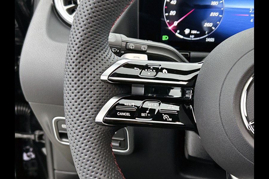 Mercedes-Benz GLA 180 Business Solution AMG | Premium Plus Pakket | Trekhaak | Nightpakket | GUARD 360 ° Vehicle protection Plus | Head-up display | Memorypakket | 360°-camera | Augmented Reality navigatie |