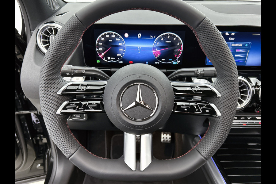 Mercedes-Benz GLA 180 Business Solution AMG | Premium Plus Pakket | Trekhaak | Nightpakket | GUARD 360 ° Vehicle protection Plus | Head-up display | Memorypakket | 360°-camera | Augmented Reality navigatie |