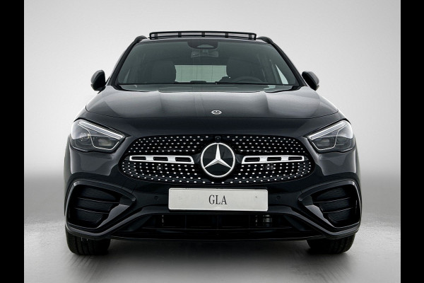 Mercedes-Benz GLA 180 Business Solution AMG | Premium Plus Pakket | Trekhaak | Nightpakket | GUARD 360 ° Vehicle protection Plus | Head-up display | Memorypakket | 360°-camera | Augmented Reality navigatie |