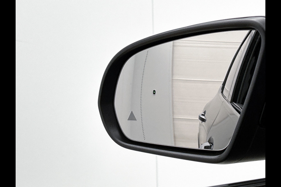 Mercedes-Benz GLA 180 Business Solution AMG | Premium Plus Pakket | Trekhaak | Nightpakket | GUARD 360 ° Vehicle protection Plus | Head-up display | Memorypakket | 360°-camera | Augmented Reality navigatie |