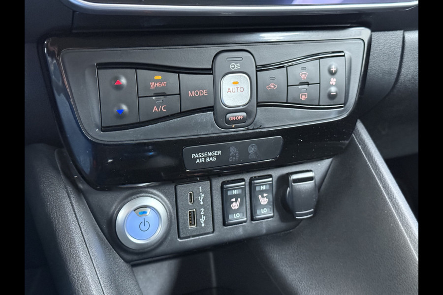 Nissan Leaf N-Connecta 40kWh Navi Ecc 360°Camera Adap.Cruise Pdc Keyless Blindspot Apple Carplay Android Auto Lmv 17" Stoel+Stuurverwarming DAB Bluetooth Lmv Privacyglas 1e Eigenaar Origineel Nederlandse Auto
