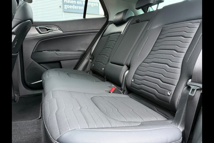 Kia Sportage 1.6 T-GDi Plug-in Hybrid AWD DynamicPlusLine - Automaat - Pano/Schuifdak - Navi - Org.NL